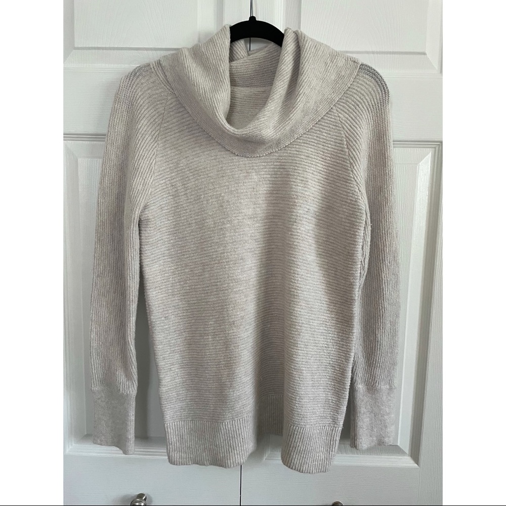 LOFT Sweater